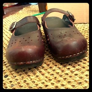 Dansko clogs size 39
